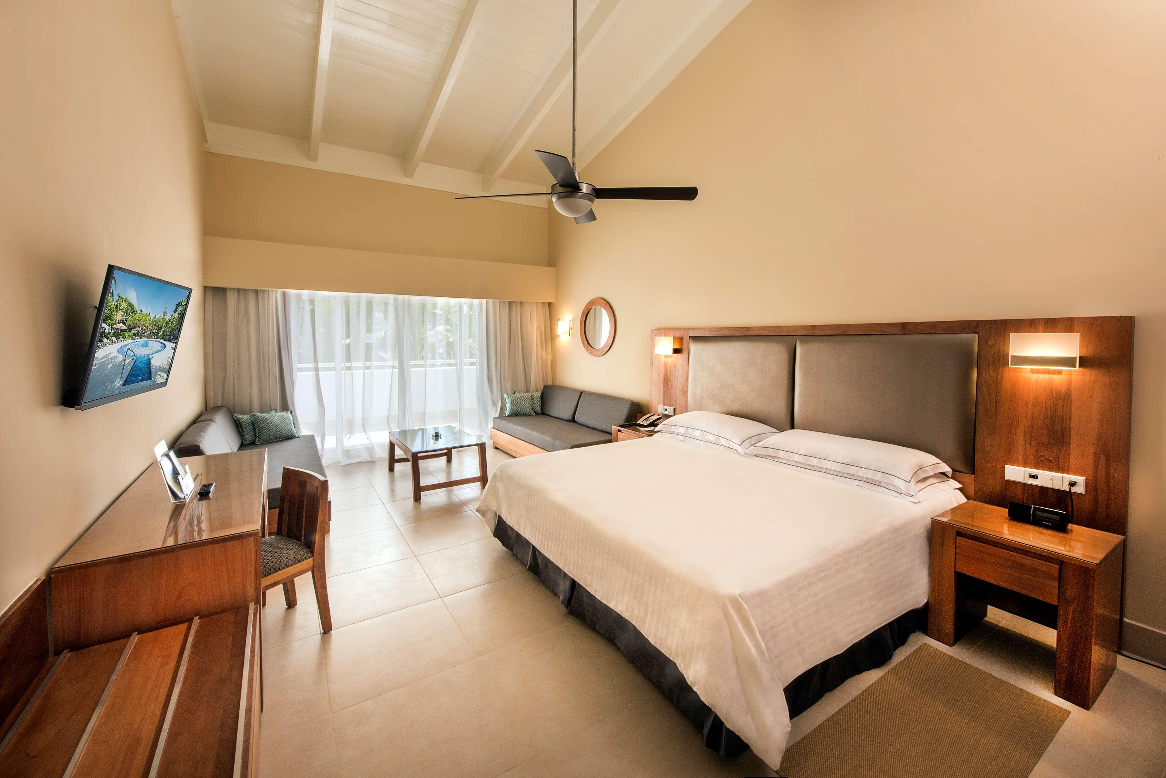 Occidental Punta Cana - All Inclusive Resort - Barcelo Hotel Group Newly Renovated Esterno foto Junior Suite