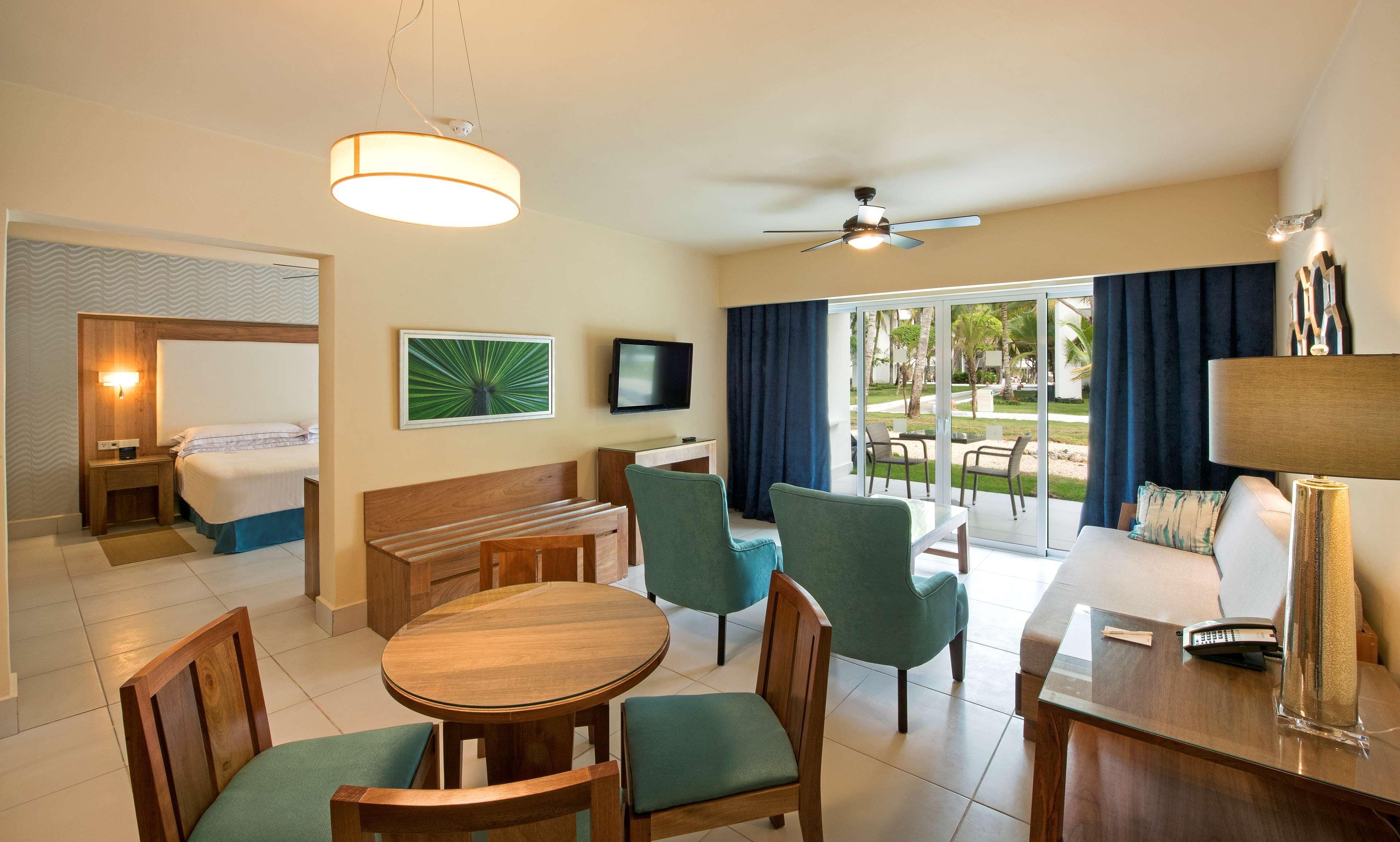 Occidental Punta Cana - All Inclusive Resort - Barcelo Hotel Group Newly Renovated Esterno foto Junior Suite