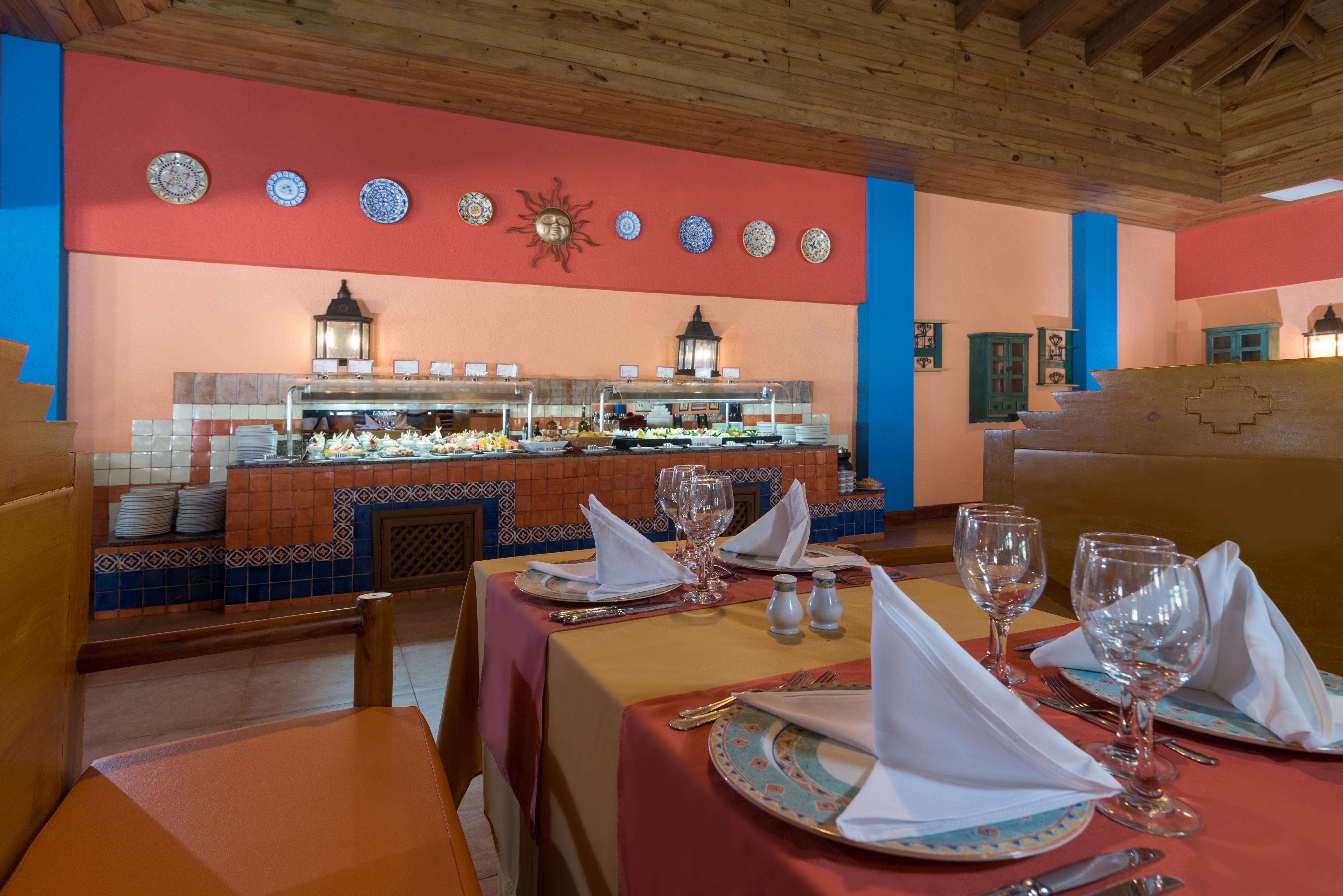 Occidental Punta Cana - All Inclusive Resort - Barcelo Hotel Group Newly Renovated Esterno foto Buffet at a hotel